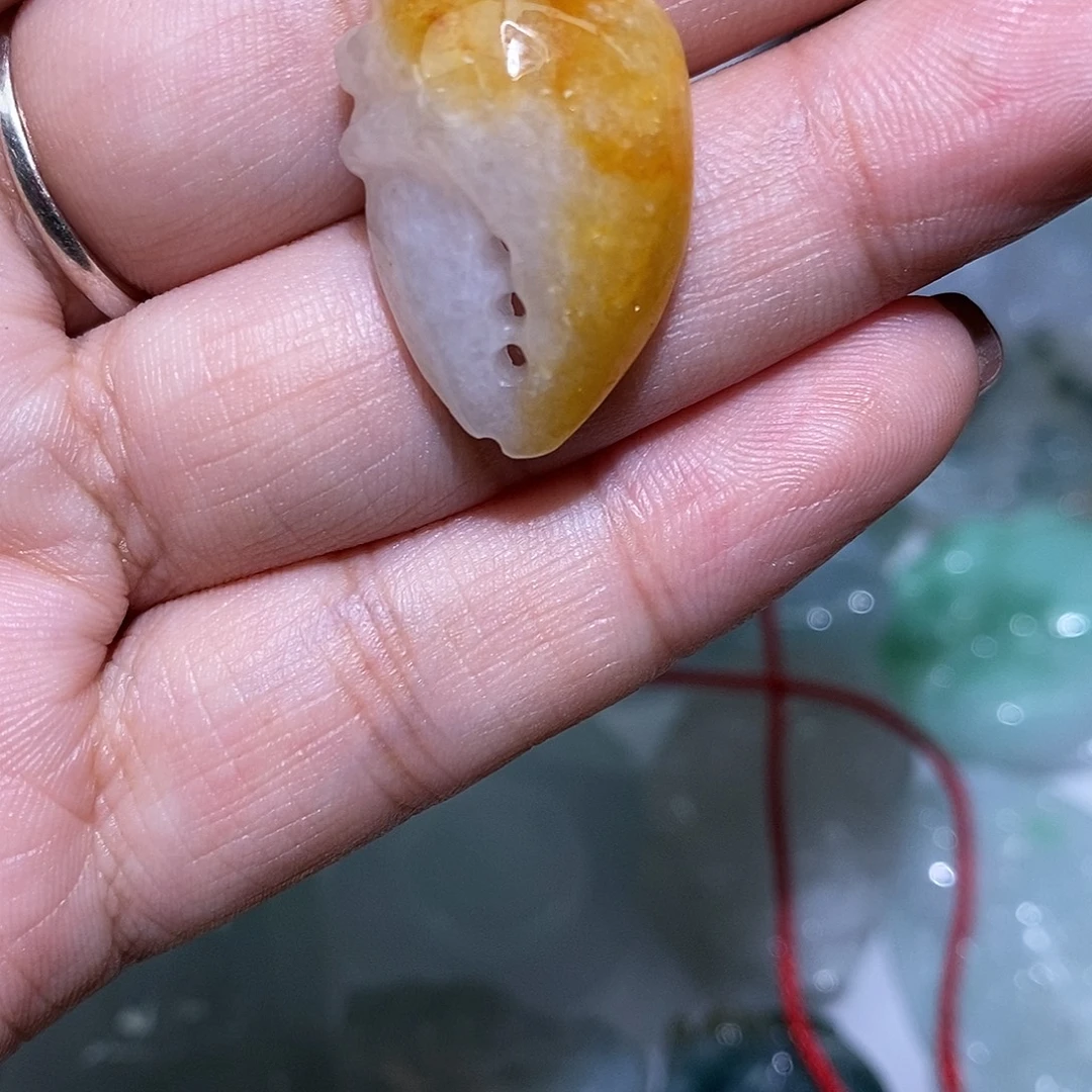 翡翠未镶嵌颈饰蟹嵌