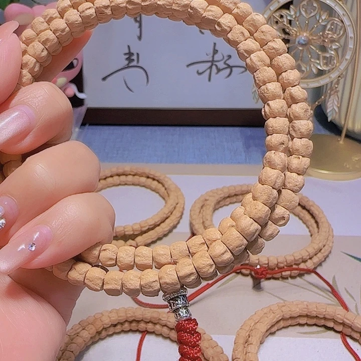 白***喝吊坠柏香籽/百香籽
