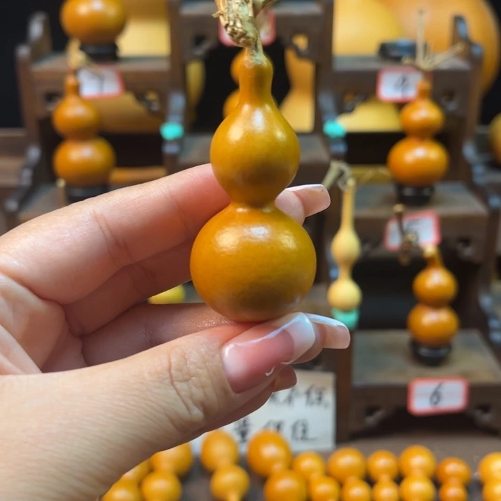 来***了有机玻璃精品葫芦