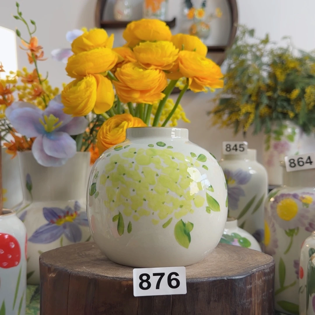 摆件景德镇陶瓷手绘小花瓶摆件无孔