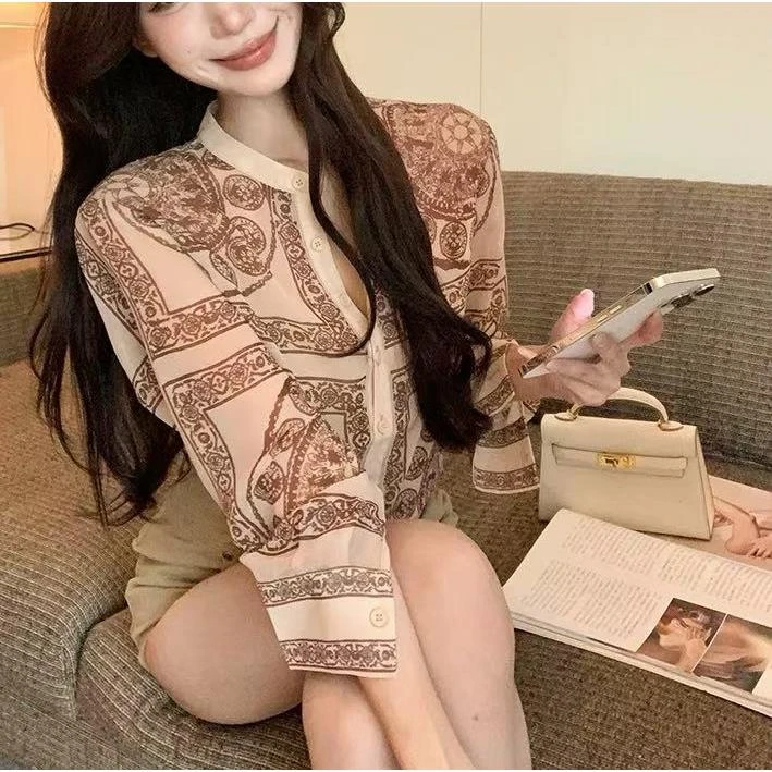 【TONG】老钱风松弛感棕老花圆领长袖衬衫复古设计感小众上衣（232)