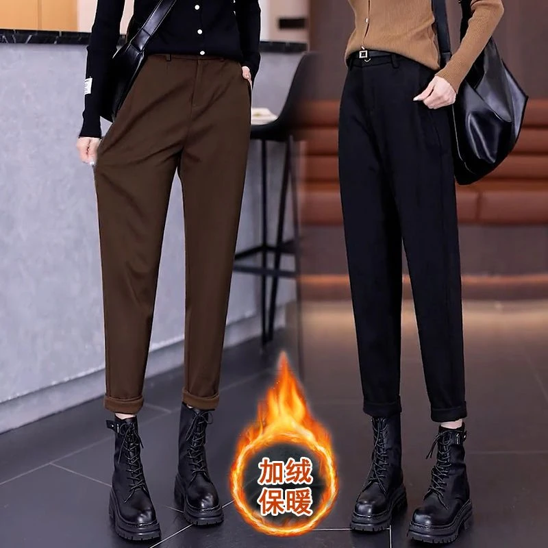 咖色镰刀裤女2025新款秋冬季小脚显瘦气质西装裤子哈伦加绒小脚裤