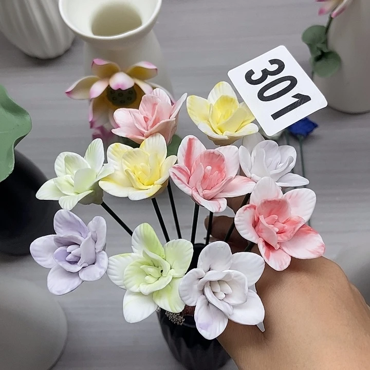 陶瓷纯手工捏花设计