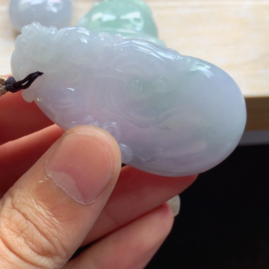 翡翠未镶嵌颈饰吊坠
