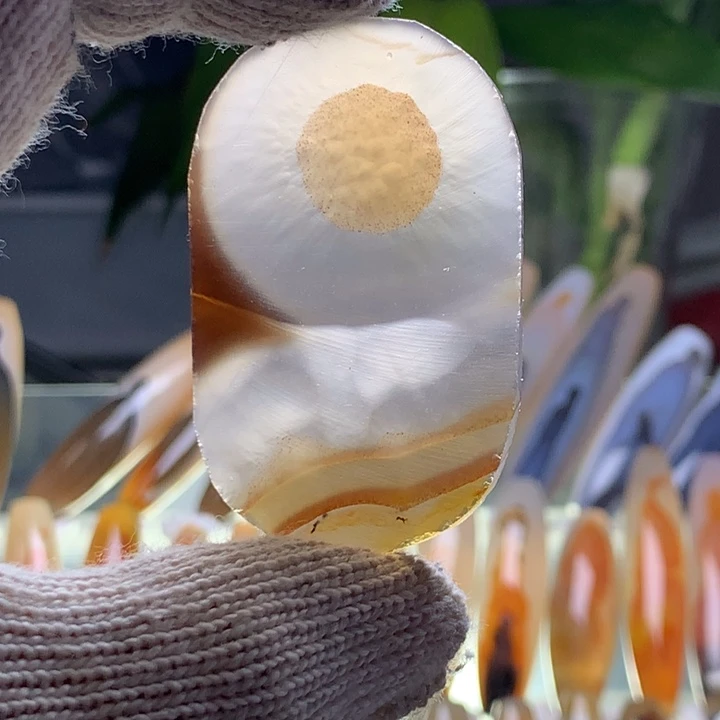 未镶嵌玛瑙/玉髓珠宝半成品74