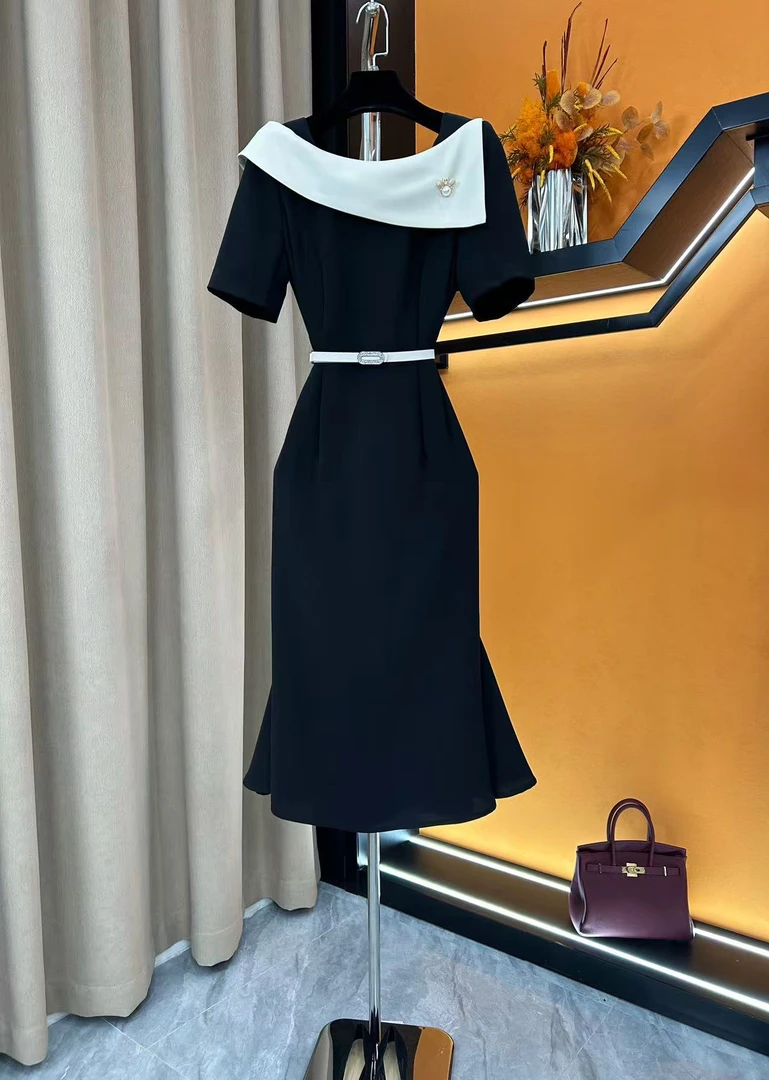 61293-阔太太洋气高贵连衣裙一字领法式赫本风小黑裙修身鱼尾裙