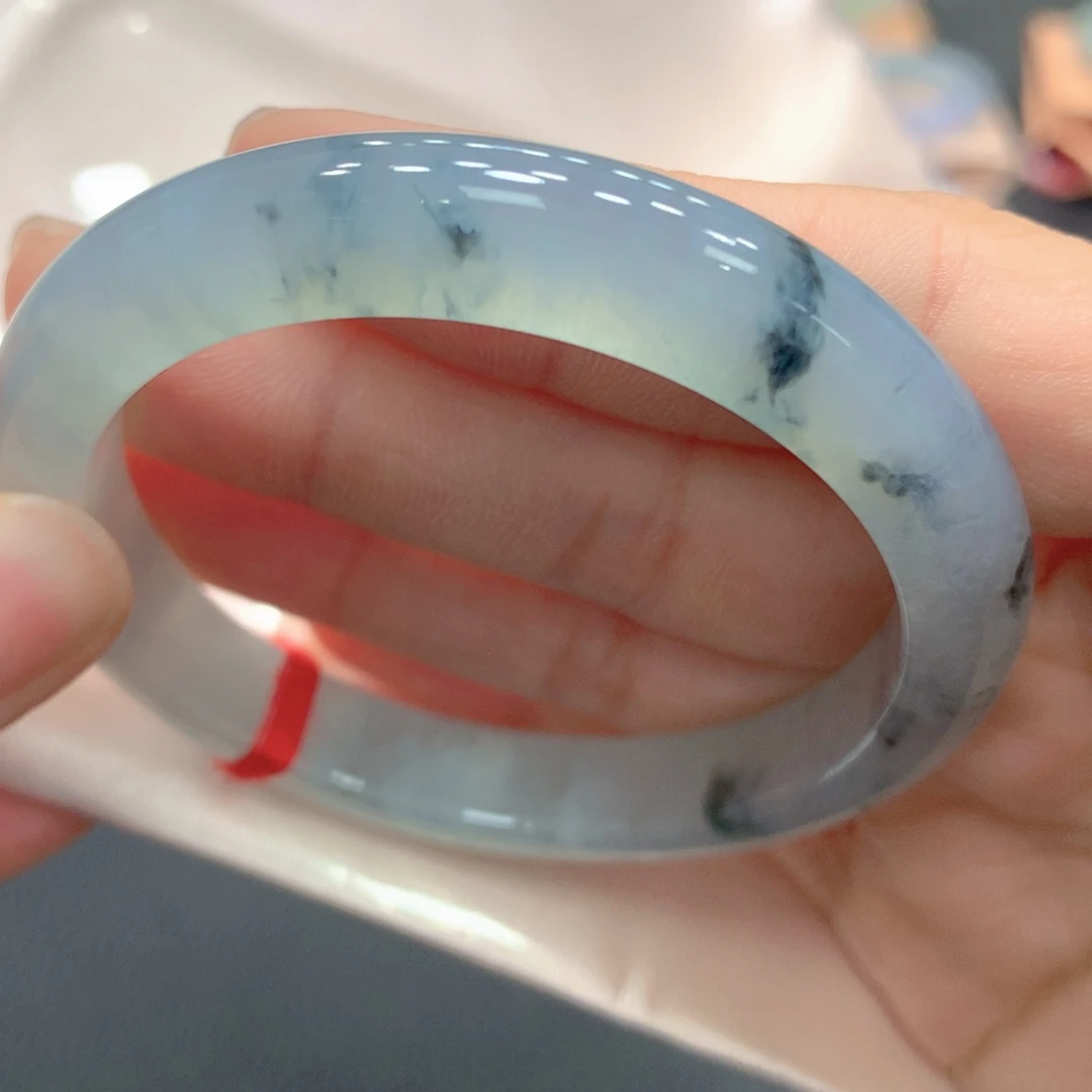 翡翠未镶嵌手镯8号