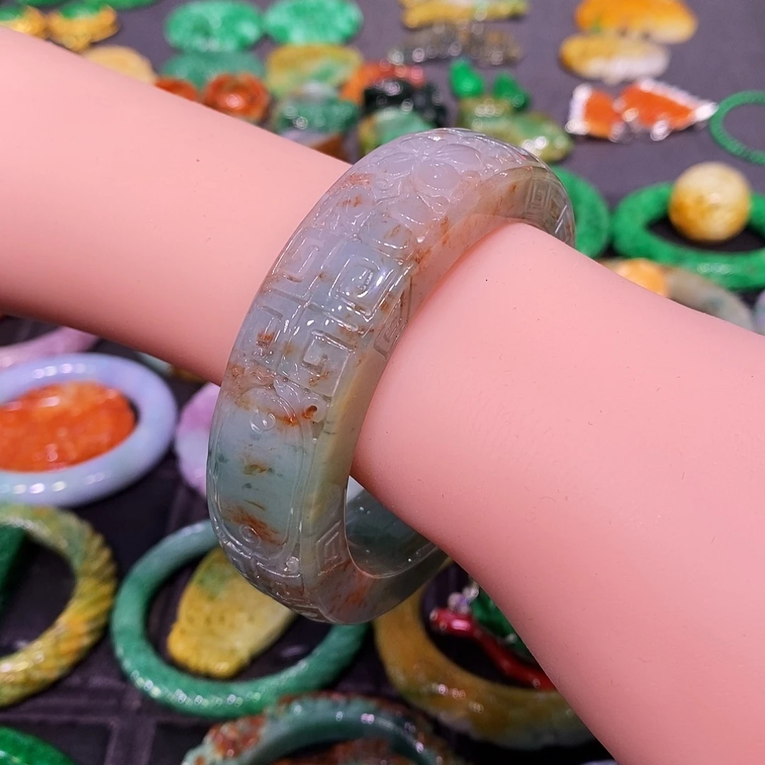 翡翠未镶嵌手镯翡翠