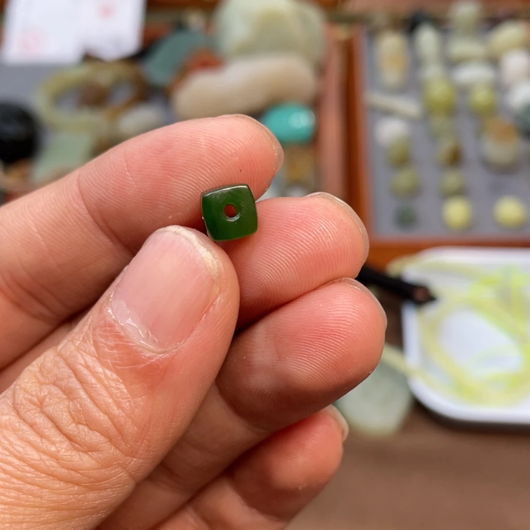 和田玉和田玉未镶嵌l***y