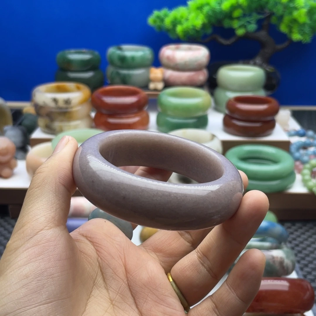 石英质玉未镶嵌手镯