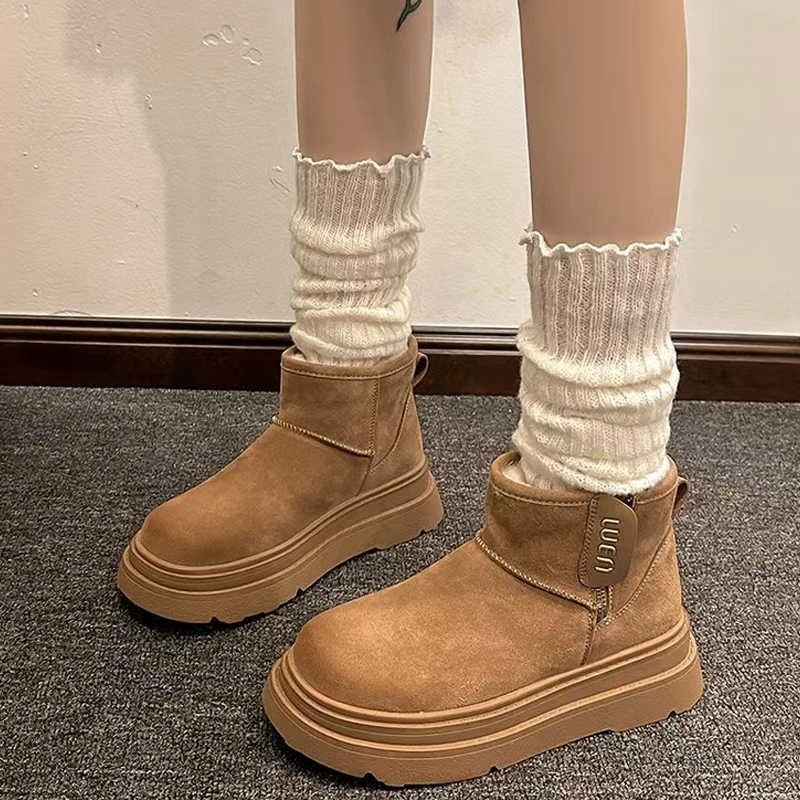 啄木鸟厚底雪地靴女2024新款冬季加绒加厚复古美拉德短靴防滑棉鞋