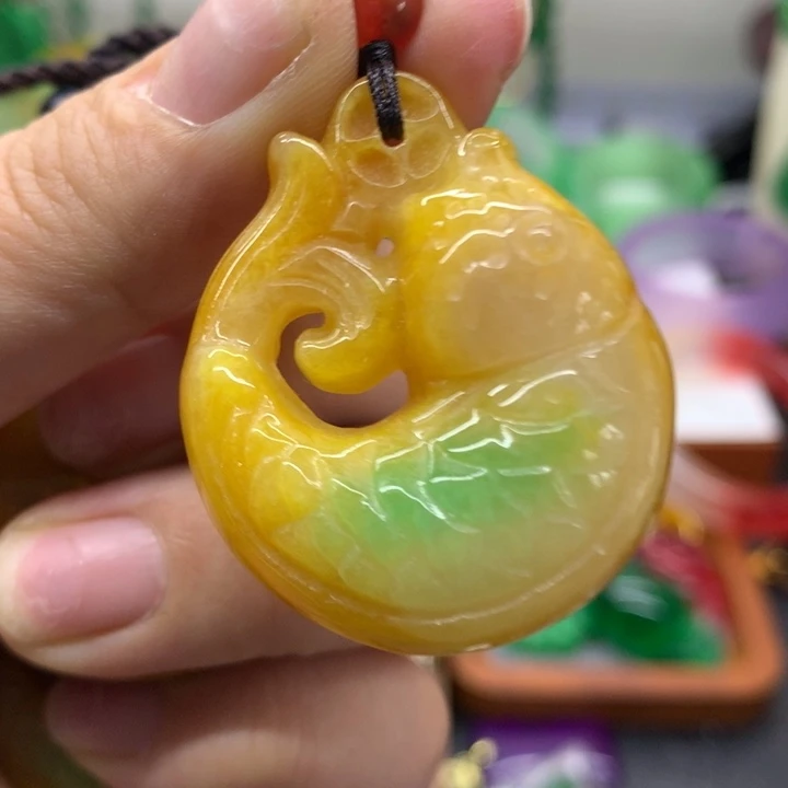 颈饰未镶嵌翡翠吊坠