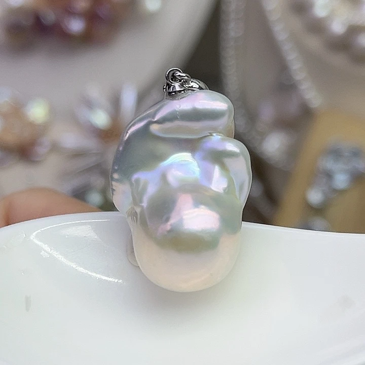 淡水珍珠吊坠(赠链)未镶嵌