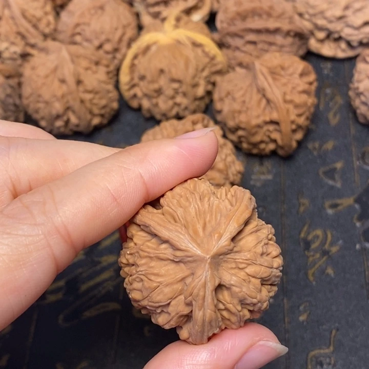 金****文玩核桃吊坠文玩核桃异形单只