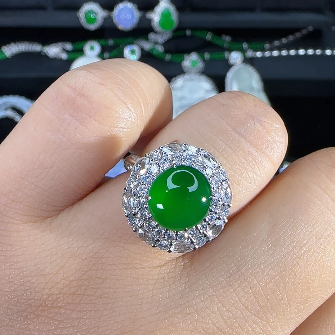 翡翠18K金镶嵌戒指天然翡翠