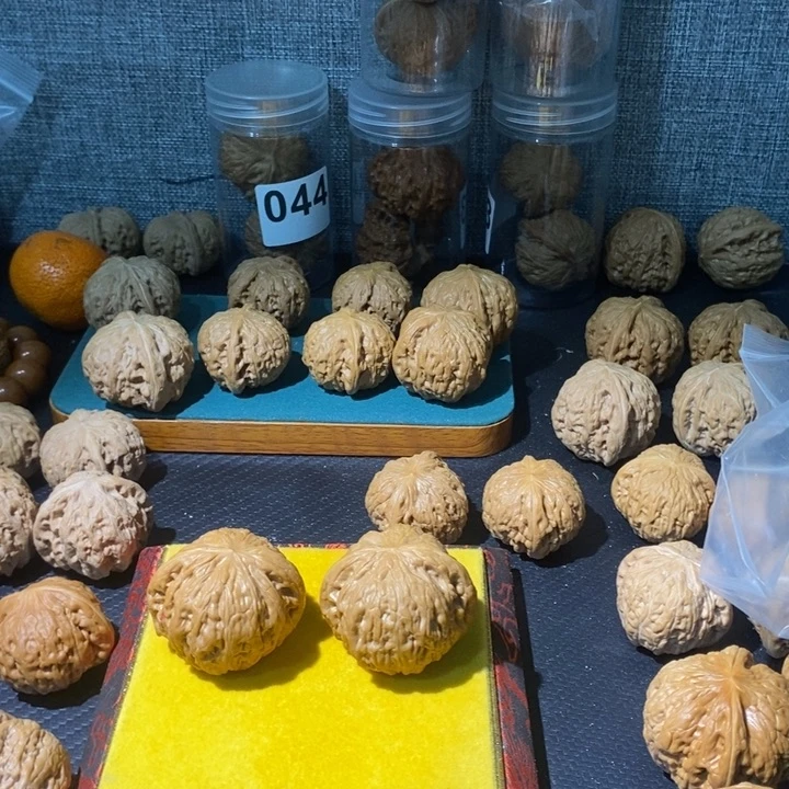 文玩核桃吊坠4300000233