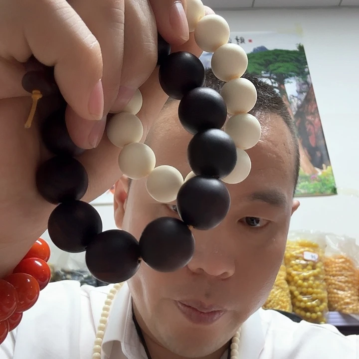 非洲紫檀（红花梨）281卡15