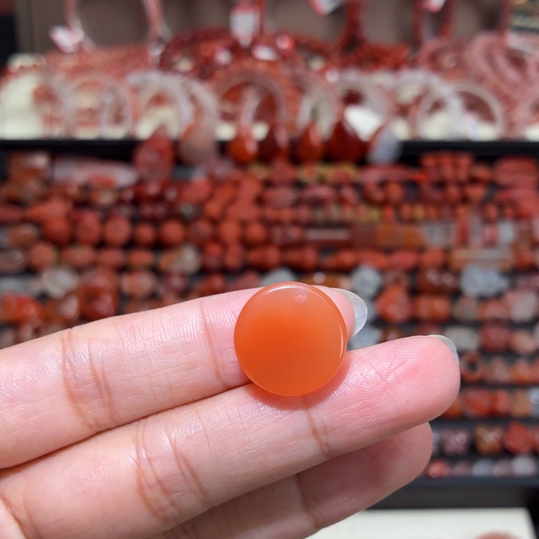 南红玛瑙合金颈饰圆牌17+
