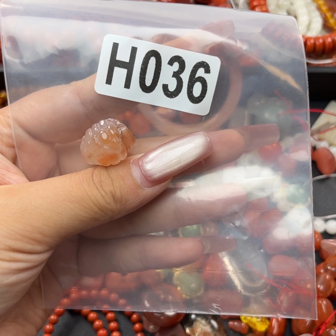 手链未镶嵌南红玛瑙田*