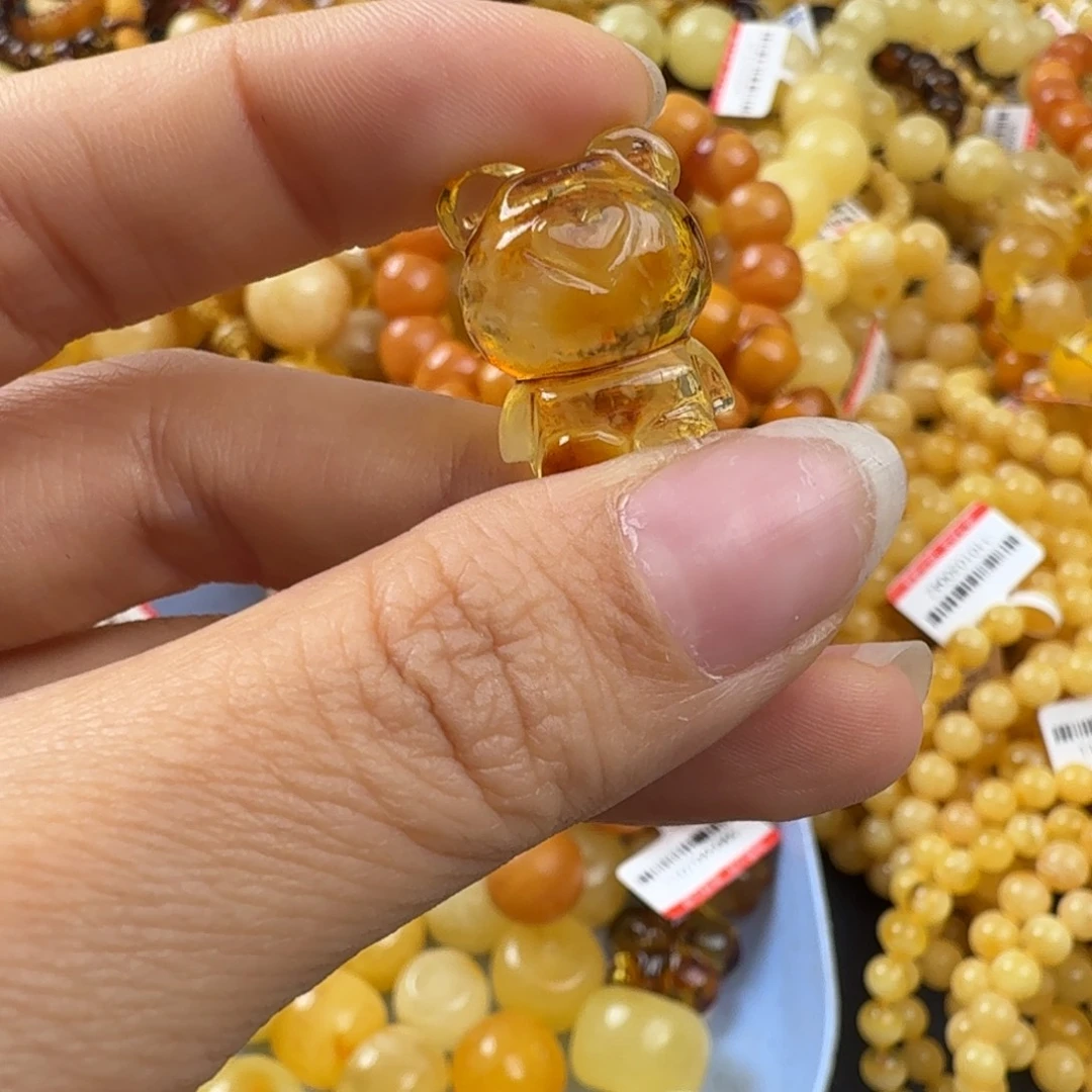 琥珀未镶嵌珠宝奇石