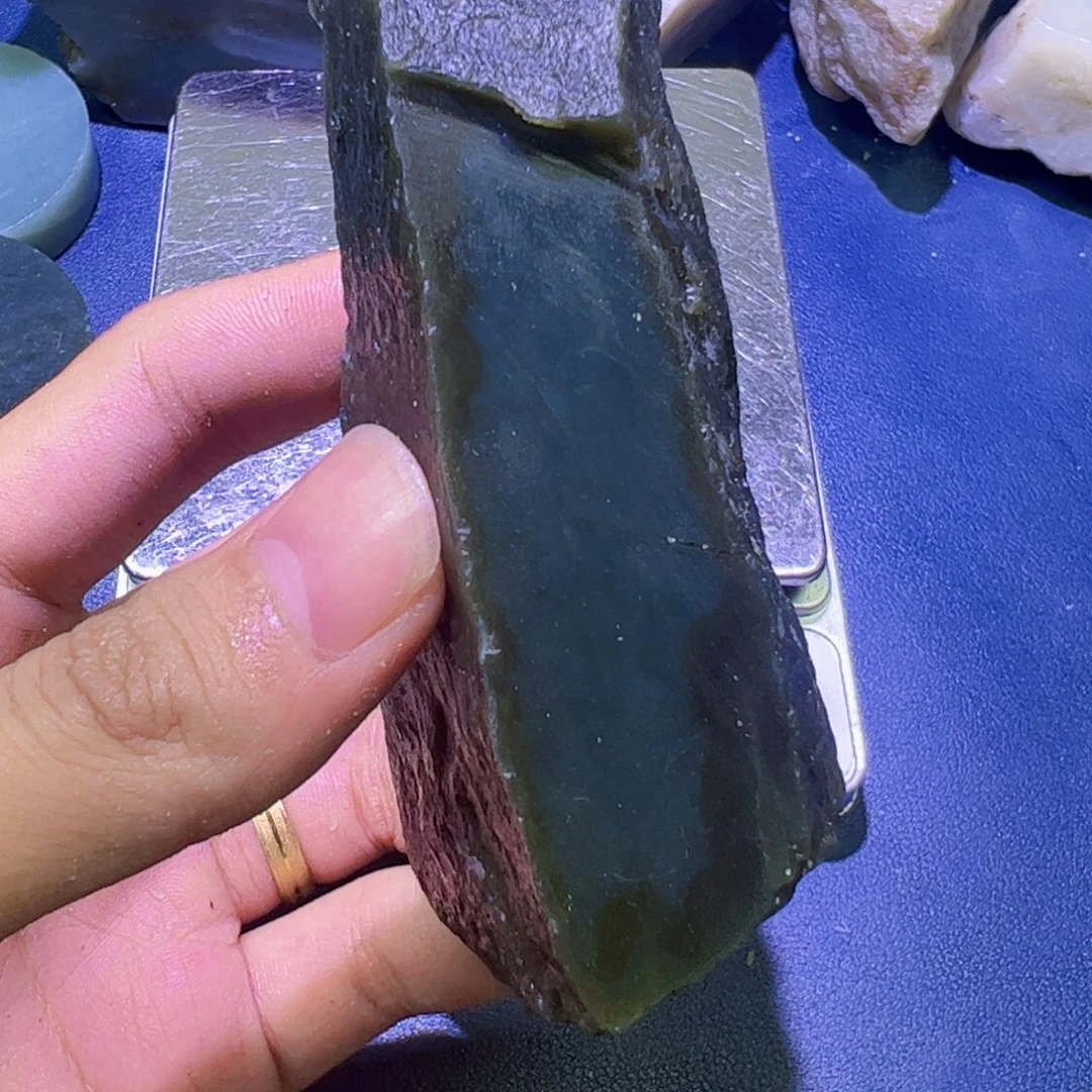 路***哥和田玉未镶嵌珠宝半成品