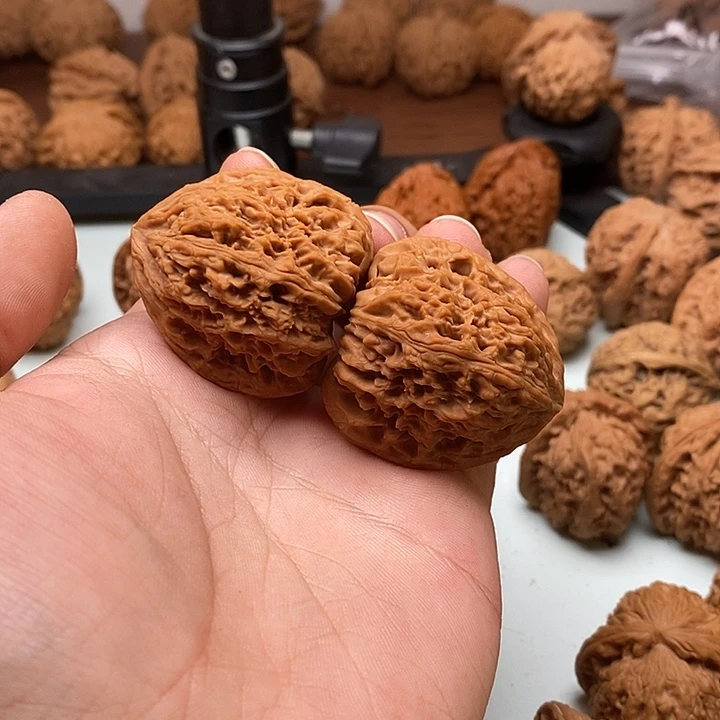 文玩核桃吊坠39全品三角疆