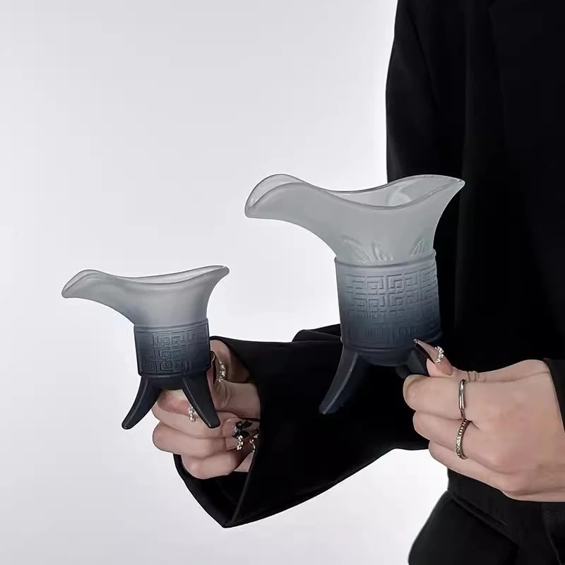 磨砂渐变黑帝王杯侯爵杯创意仿古爵杯复古秦始皇奶茶杯古代杯子