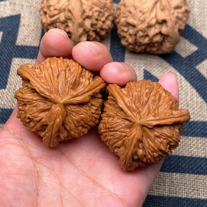 吊坠文玩核桃沦*