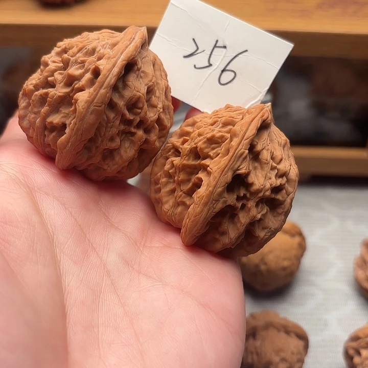 吊坠文玩核桃42全品虎头