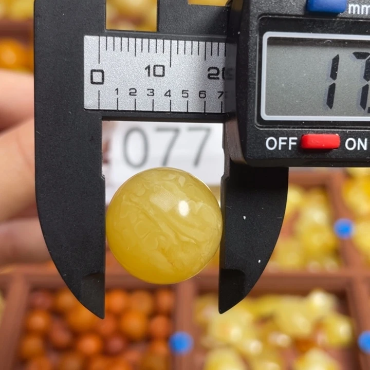 蜜蜡未镶嵌珠宝奇石俄料满蜡虎皮妖花圆珠微花粉