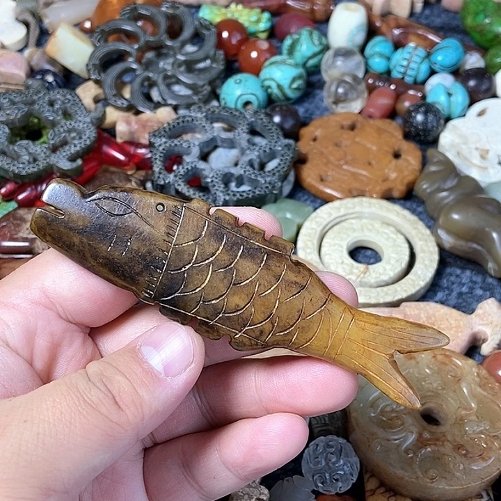 和田玉未镶嵌颈饰5