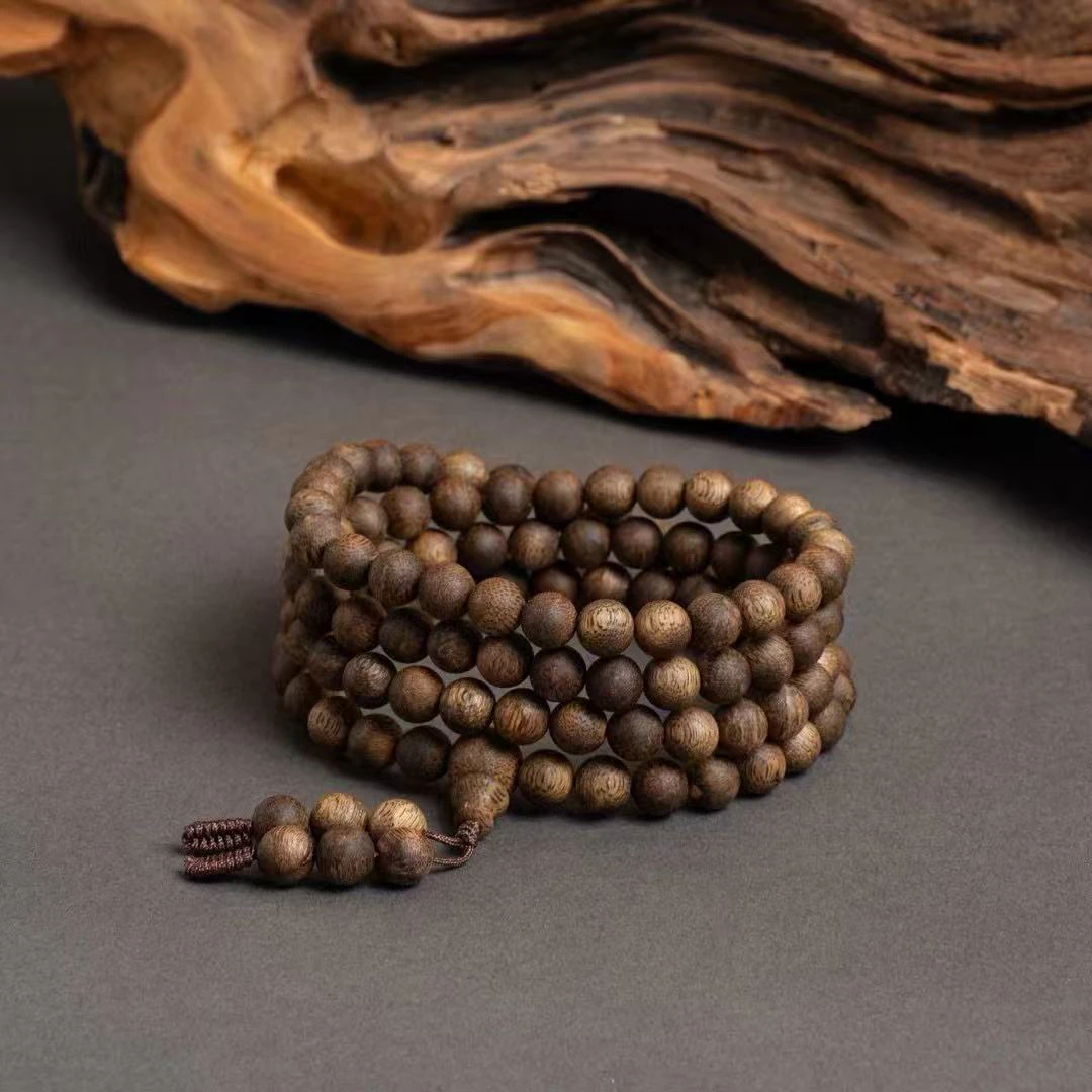 沉香沉香莺歌绿棋楠0.8*108，克重：22.5克左右 ➕碎屑