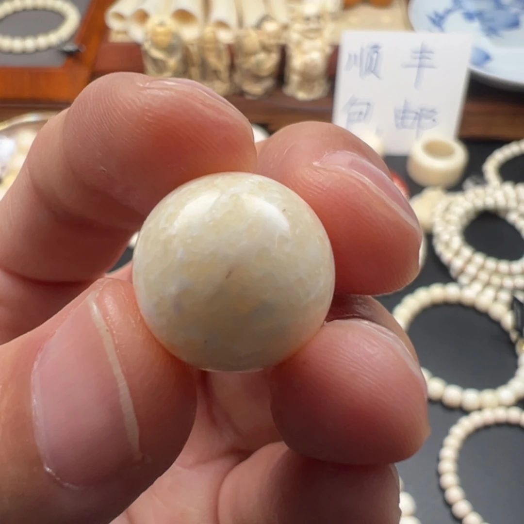 扶***抖手串白玉菩提秋瑕疵