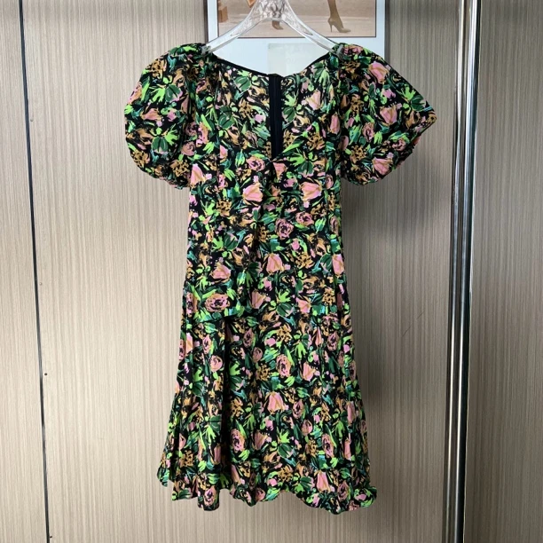 裙子品牌撤柜女装曼家春夏时尚设计款气质碎花夏季长款绿色连衣裙