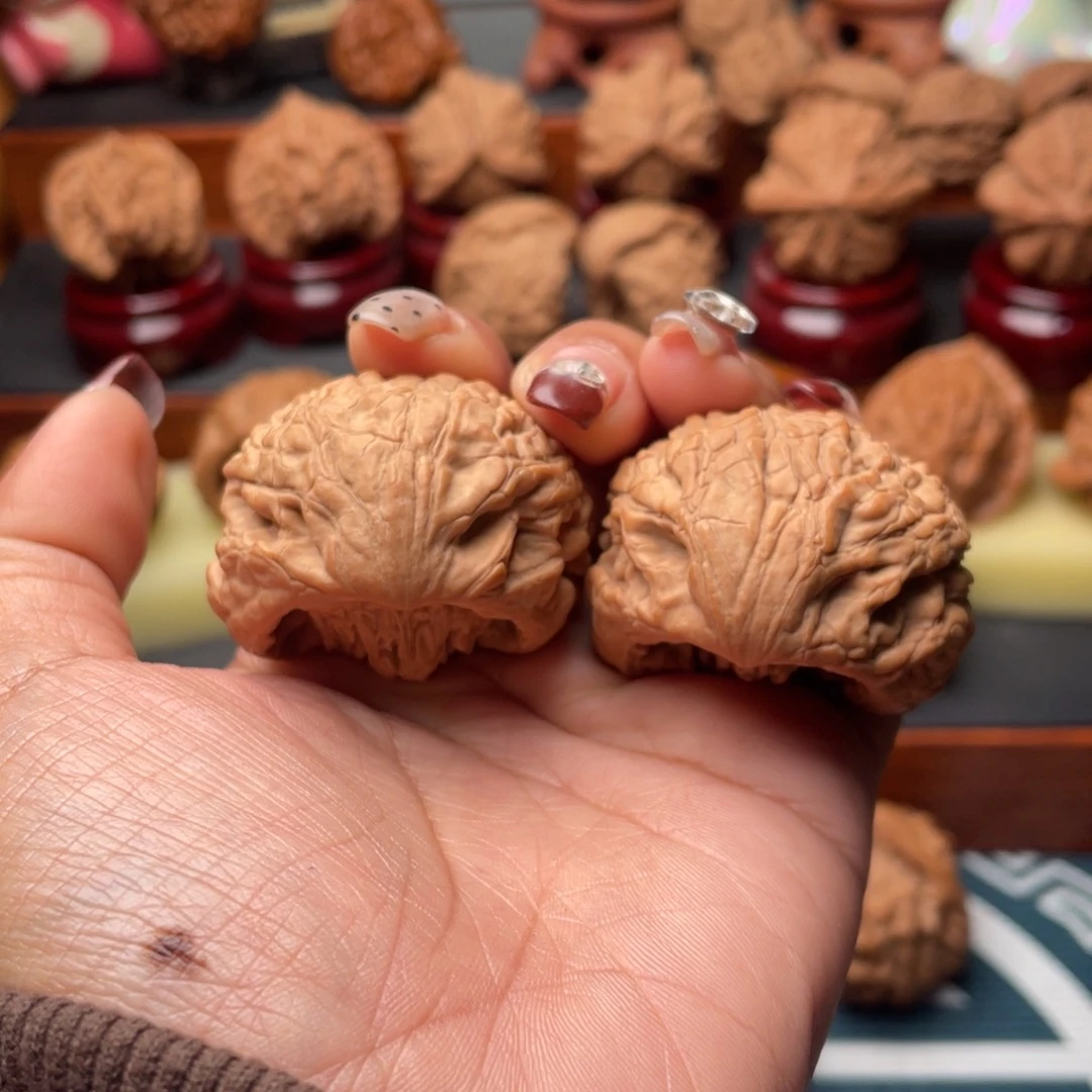 【闪购商品】文玩核桃把件爱**久蛇头