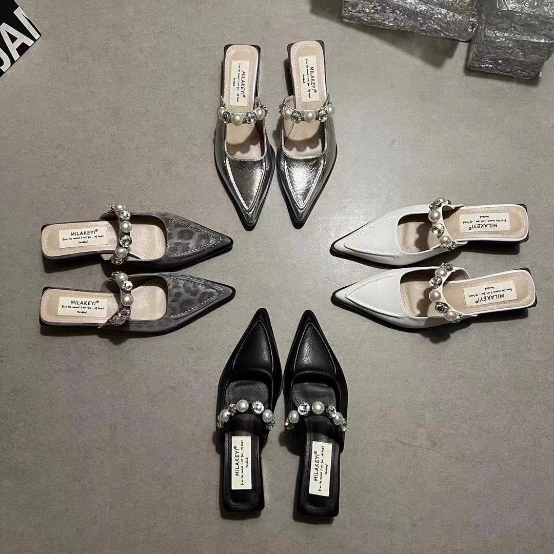 珍珠轻奢方跟夏天穿裙子专用鞋高跟凉拖女式尖头半高跟包头半拖鞋