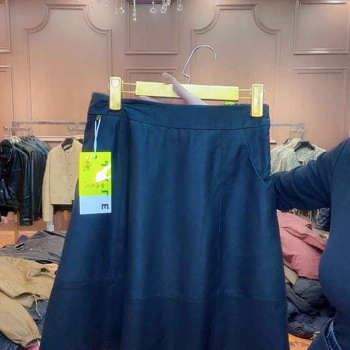 90……115斤皮长裙，