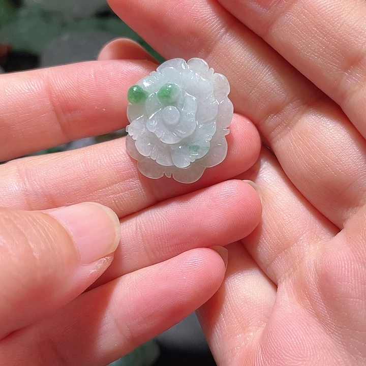 颈饰未镶嵌翡翠天