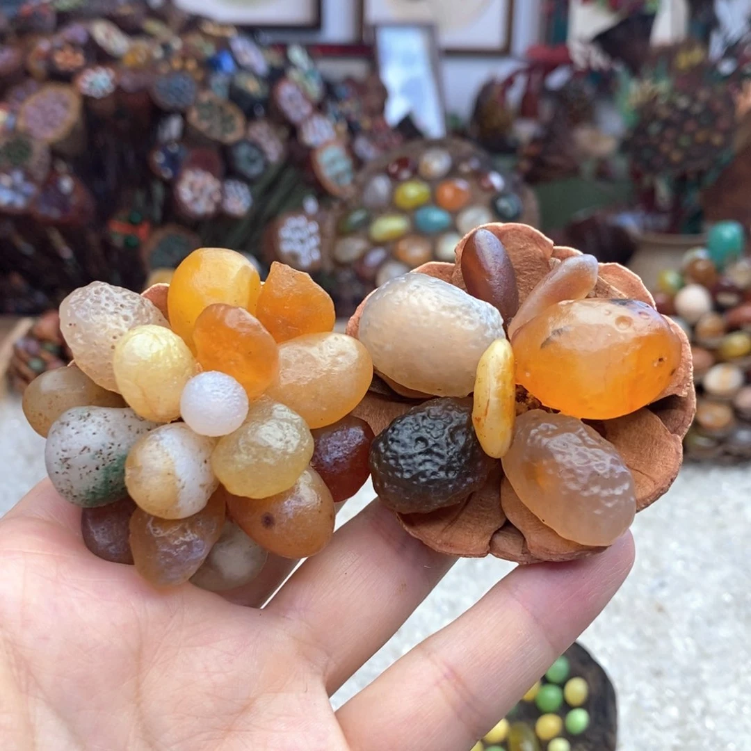 木石院子松塔花工艺品