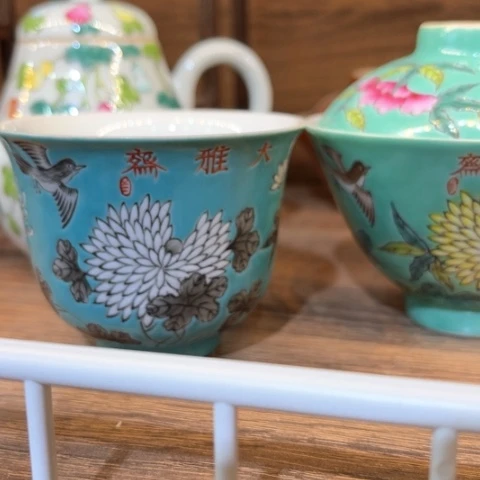 手绘茶杯盖碗壶承陶瓷