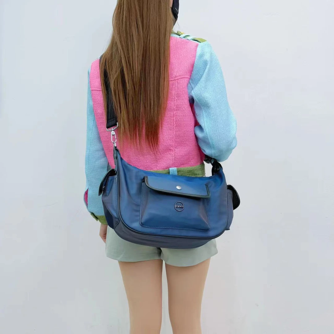 EVB 2025新款时尚百搭单肩包高颜值网红ins斜挎包简约小众腋下包