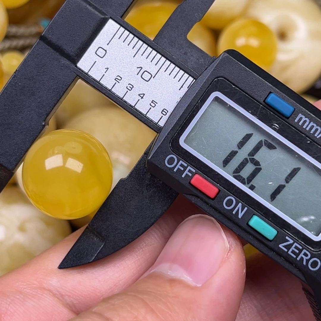 未镶嵌蜜蜡裸石蜜蜡