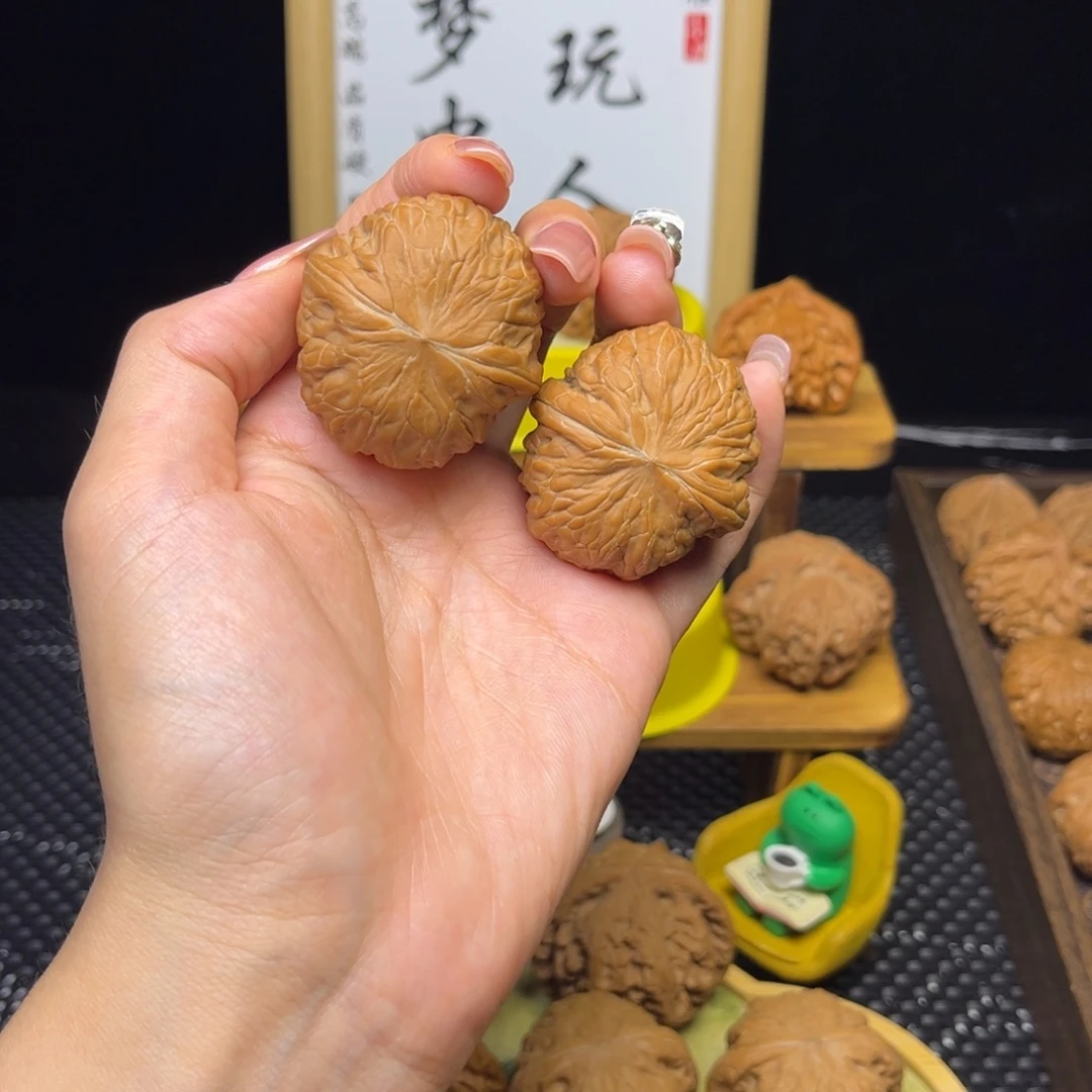 刘***洋吊坠文玩核桃铁锤39