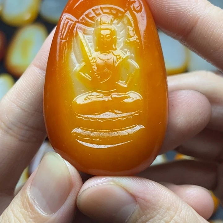 和田玉（糖玉）未镶嵌颈饰
