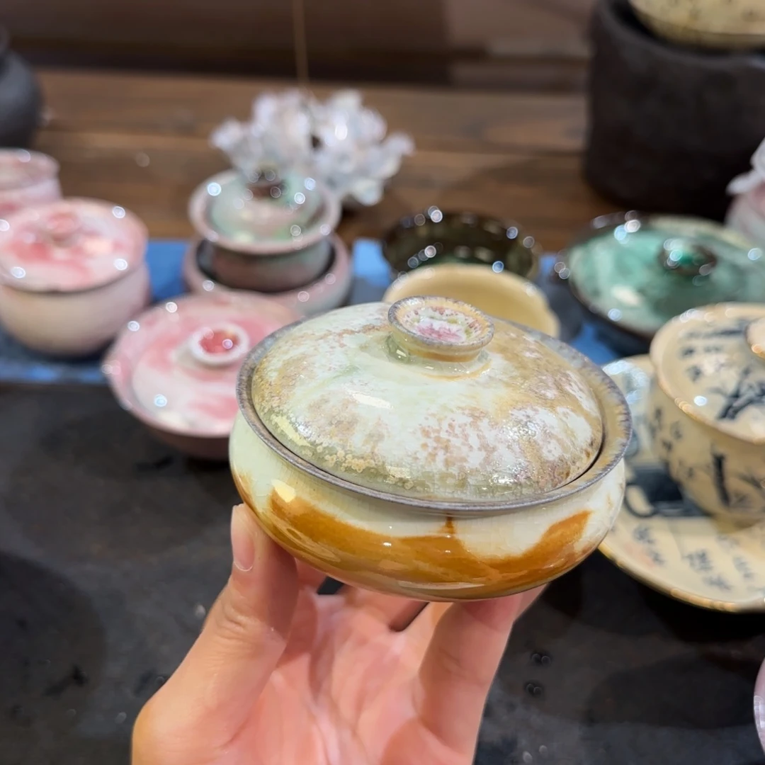 景德镇手作器皿了