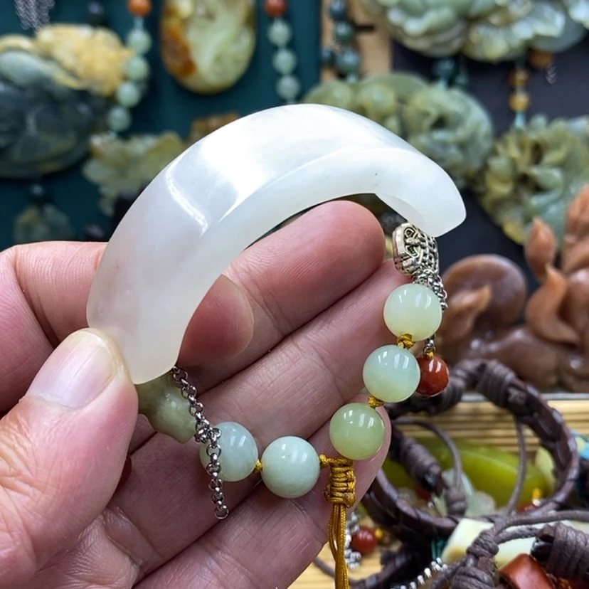 【闪购商品】未镶嵌岫玉手牌