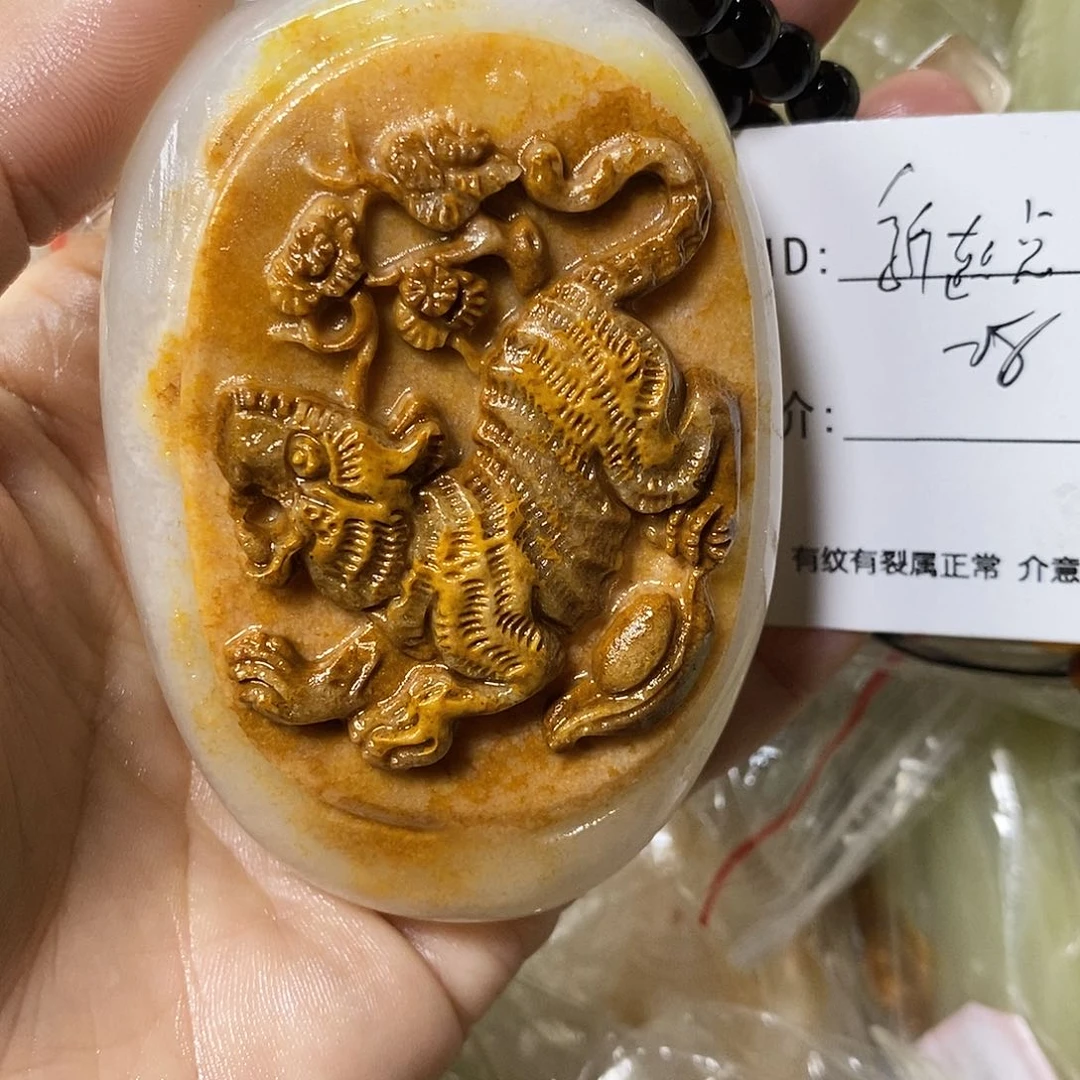 石材新*点古青石手把件