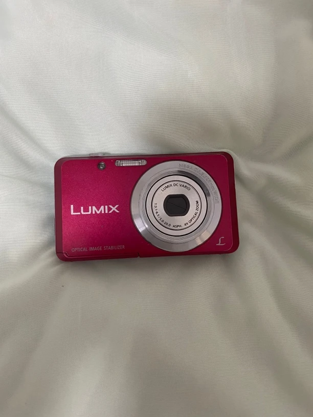9新 Panasonic/松下 fh4玫红色1400w像素ccd数码相机