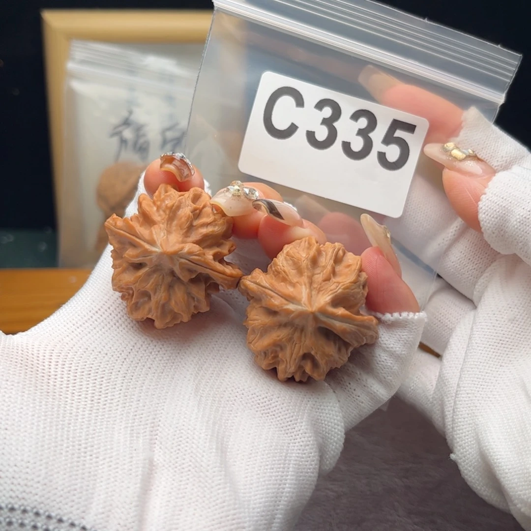 文玩核桃把件37大龙c335