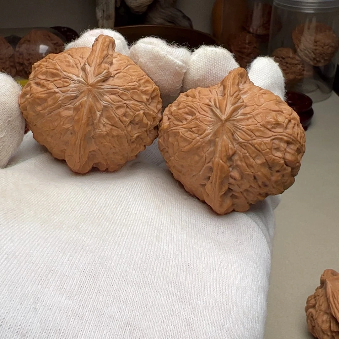 桃核把件大**虫南瓜墩狮子头45